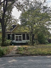 Mt Carmel Home, IL Real Estate Listing